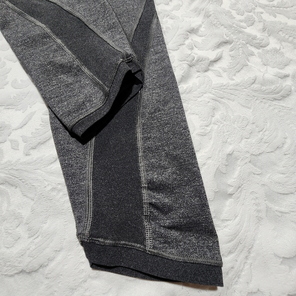 LULULEMON Featherlight Tights/Leggings - Picture 4 of 11